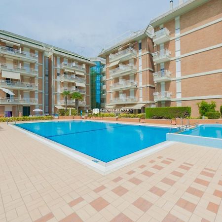 Residence Puerto Del Sol Immobiliare Pacella Lido di Jesolo Kültér fotó