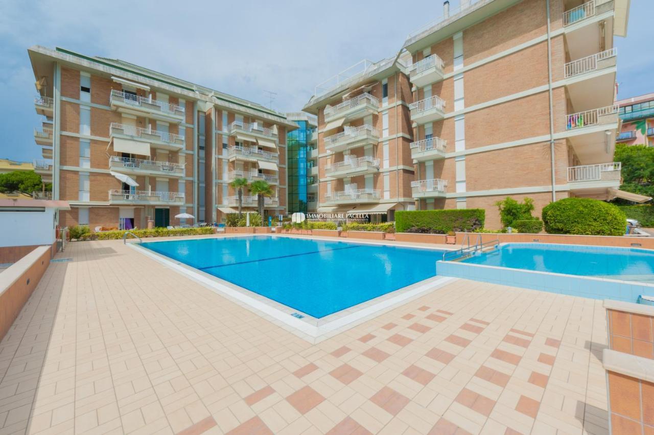 Residence Puerto Del Sol Immobiliare Pacella Lido di Jesolo Kültér fotó
